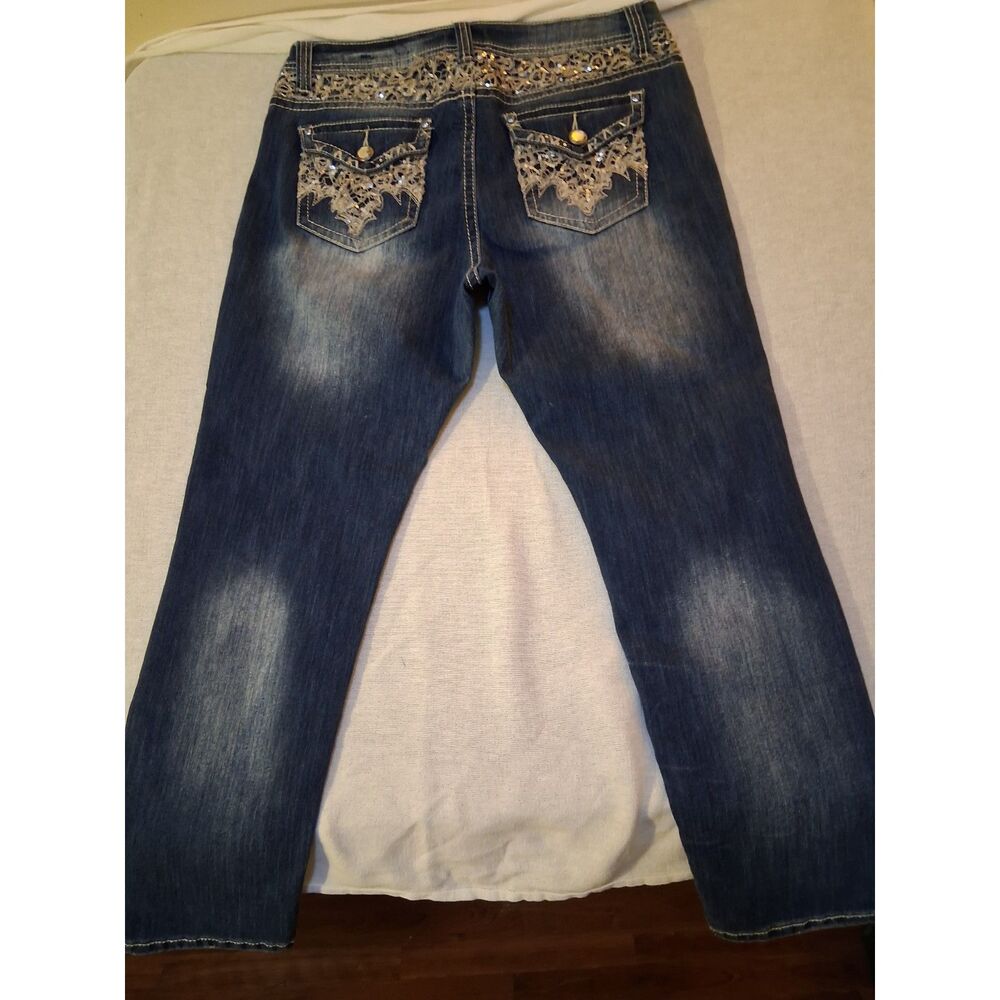 Cato Contemporary Distressed Jeans 14P Petite Lace Embroidered Pocket Dark Wash - Picture 2 of 16